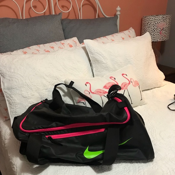 Nike Handbags - Nike Duffle Bag